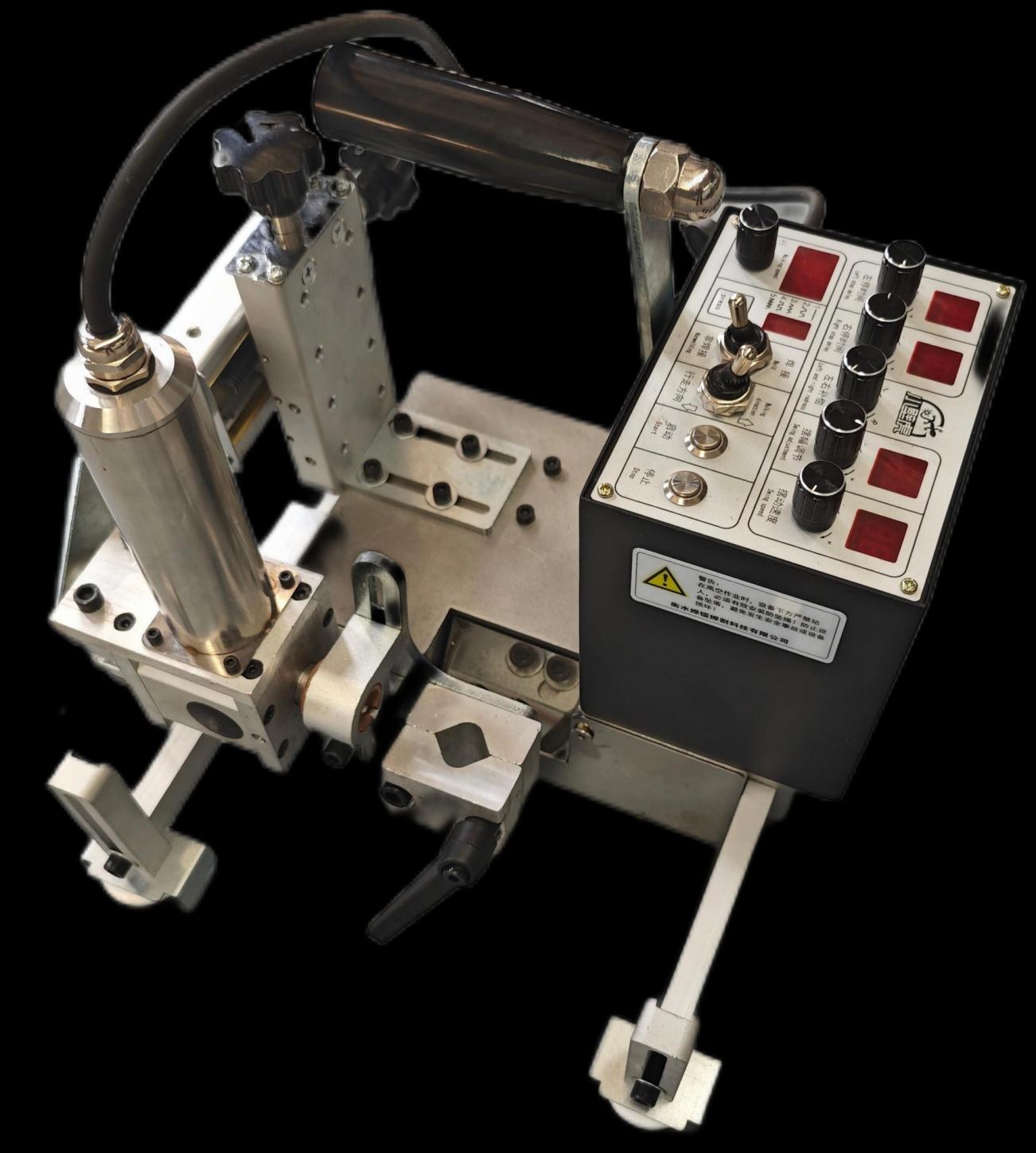 Fillet welding carriage